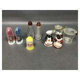 Vtg Salt & Pepper Shakers