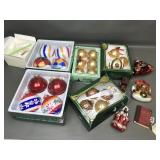 Vtg Glass Ornaments 'the Victoria Collection'