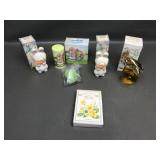 1970 Avon fuzzy bunny &snow bunny charisma