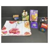Porcelain Duck Salt & Peppers, Vtg Easter & More!