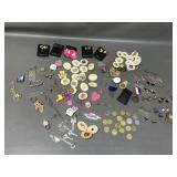 Keychains, Lapel Pins & Trinkets