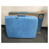Samsonite Silhouette Columbine Blue Suitcase W Box
