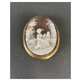 Vintage 14k Gold Cameo Brooch Pin