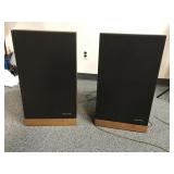 Vtg Realistic Optimus-25 Speakers