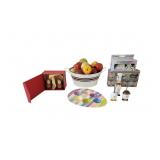 Mixed Kitchen & Decor Lot