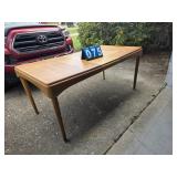 Maple dinning table MCM heywood wakefield