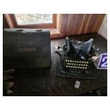 Oliver typewriter no 9 with cover
