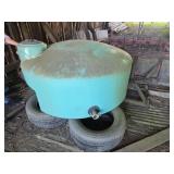 325 Gallon polyetheylene water tank