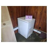 small chest freezer works hisense