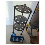 metal plant stand
