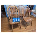 4 oak chairs in kitchen