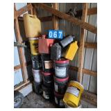 buckets some have contents