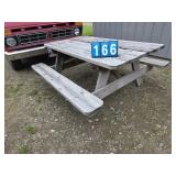 picnic table wood