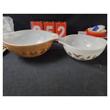 pyrex early american pyrex  nesting mixing bowls
