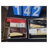 4 Athearn HI train car lot 1980s