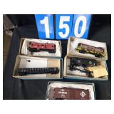 Lot of 5 athearn HO freight cars