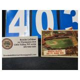 Mickey Mantle 1961 406 Topps baseball card