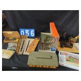 HO scale train buildings roundhouse and other