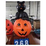Halloween jacklantern and cat 3 ft tall blow mold