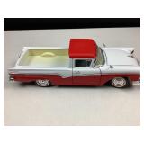 1957 Ford Ranchero Diecast Model - Scale 1:18