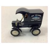ERTL 1904 Oldsmobile Diecast Model - 2 1/2' long