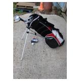 Junior Golf Clubs & Carry Bag / NIKE