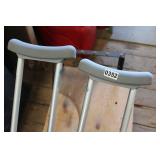Steel Stand & Crutches