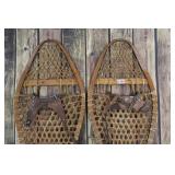 Vintage Snowshoes / leather Bindings
