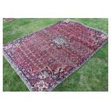 Zanjan Persian Wool Carpet / 67 x 95"