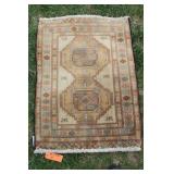 Persian Wool Area Rug / 24 x 34"