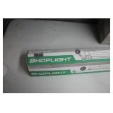 Shop Light / New