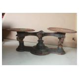 Early Merchant Scales
