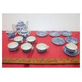 Childs Blue Willow China Toy Tea Set