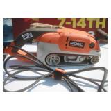 Rigid R2720 Belt Sander
