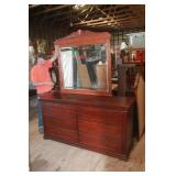6 Drawer Hardwood Dresser & Mirror / Canada