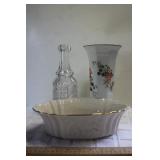 Crystal Scotch Decanter / Vase / Centerpiecei