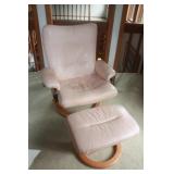 Palliser Leather  Swivel Chair & Foot  Sool Canada