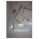 Clamp, Square,Brace, Knife