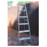 Aluminum Step Ladder
