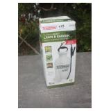 Chapin Lawn & Garden Sprayer / Boxed