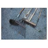 Rake / Brooms / Weeder