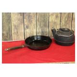 Cast Iron Kettle & Frying Pan