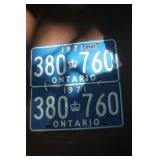 Set Of 1971 Ont Licence Plates