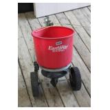 Earthway Broadcast Spreader