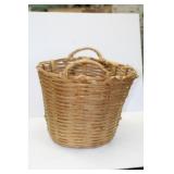 Wicker Reed Basket 16'