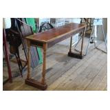Walnut Spindled Leg Entry / Sofa Table