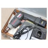 Cyclone B&D Cordless Drill Kit