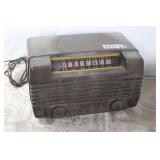 Vintage Radiola Plastic  Tube Radio