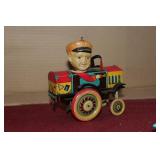 1940s Tin Wind Up Toy / Crazy Car