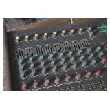 Traynor 8/201 Mixing Board